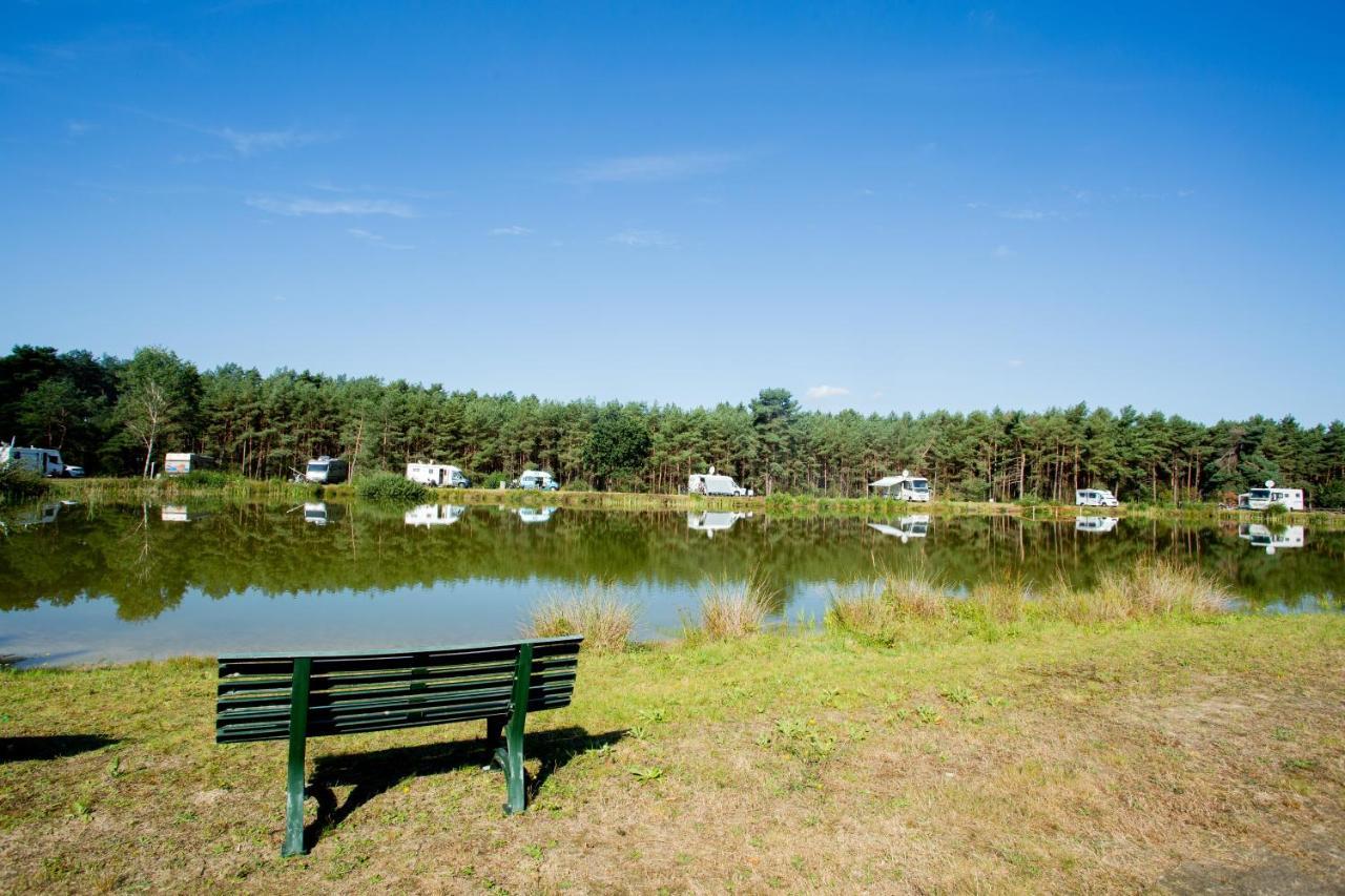 Naturcamping Lueneburger Heide - Chalets & Tiny Haeuser Soltau Buitenkant foto