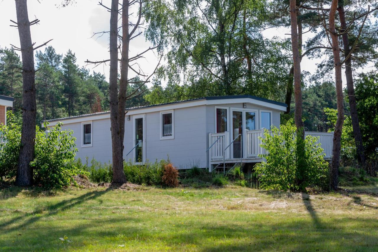 Naturcamping Lueneburger Heide - Chalets & Tiny Haeuser Soltau Buitenkant foto